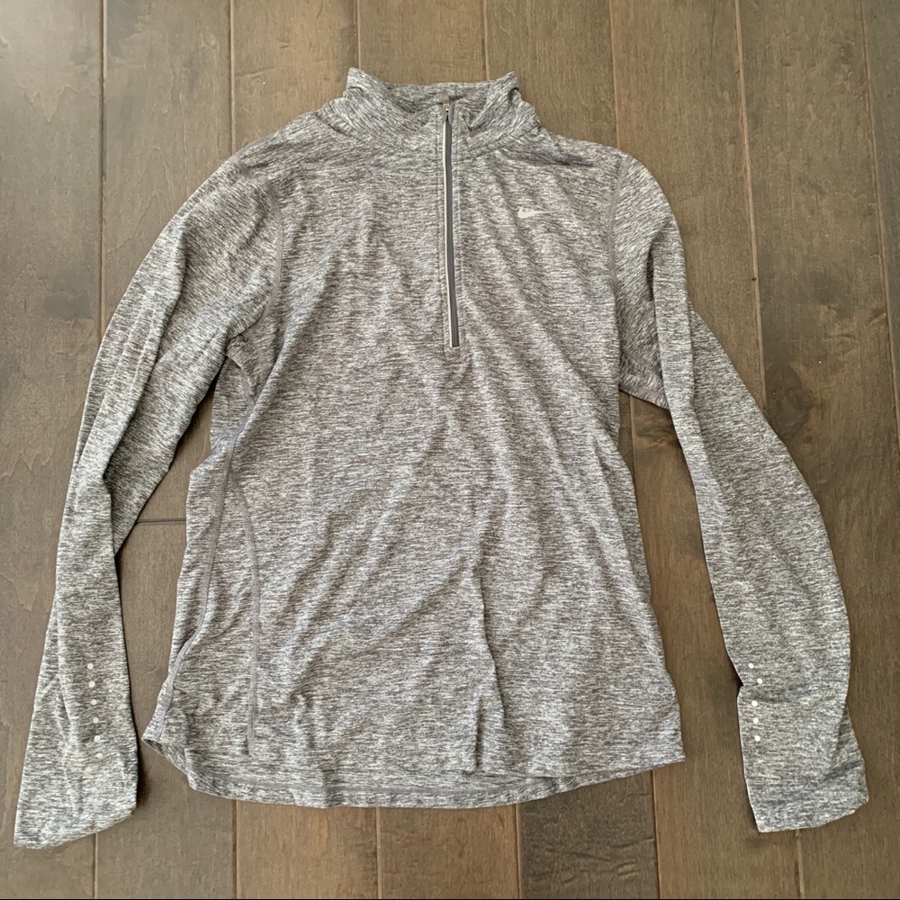 FIT BOGO-50 / Nike Pull Over Zip Up